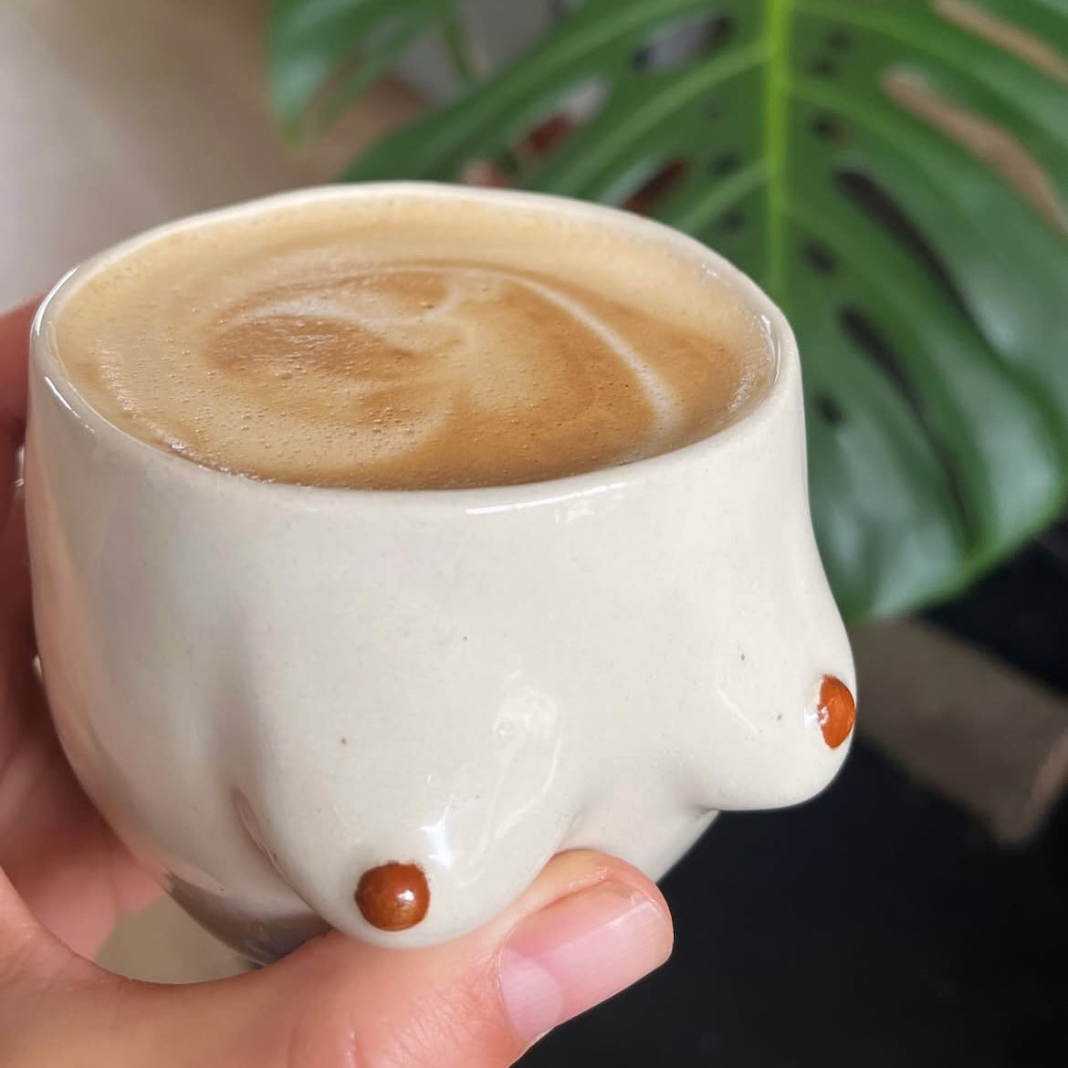 The Surprise Mug / with brown 🤎 🤎