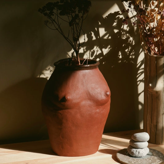 Brick red sculptural vase Woman