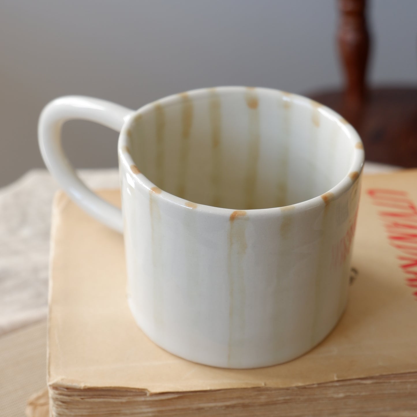 Retro Mug with Stripes made from White Clay