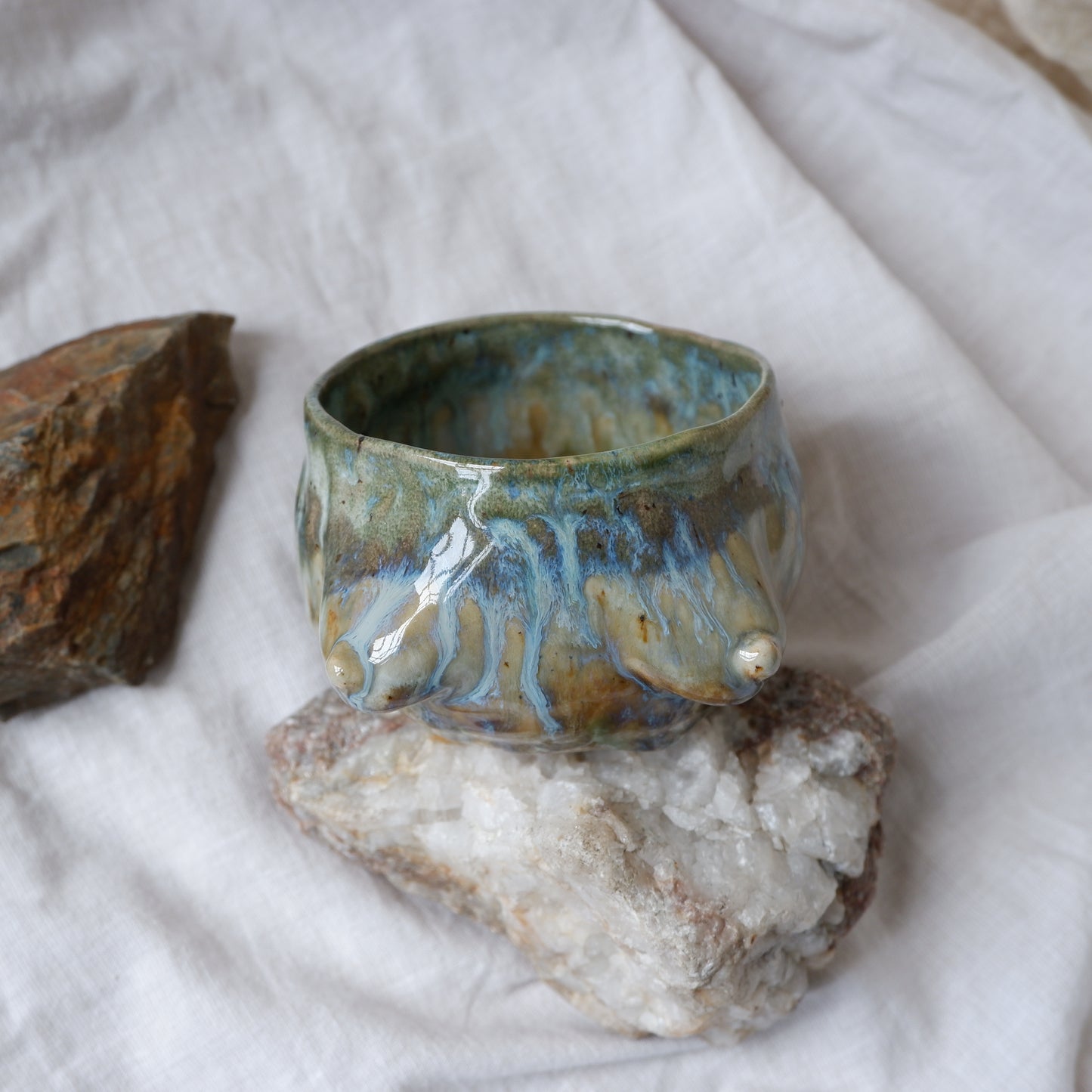 'feel free' colorful Mug