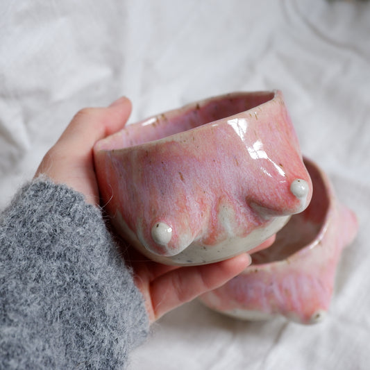 Rosy Mugs / feel free