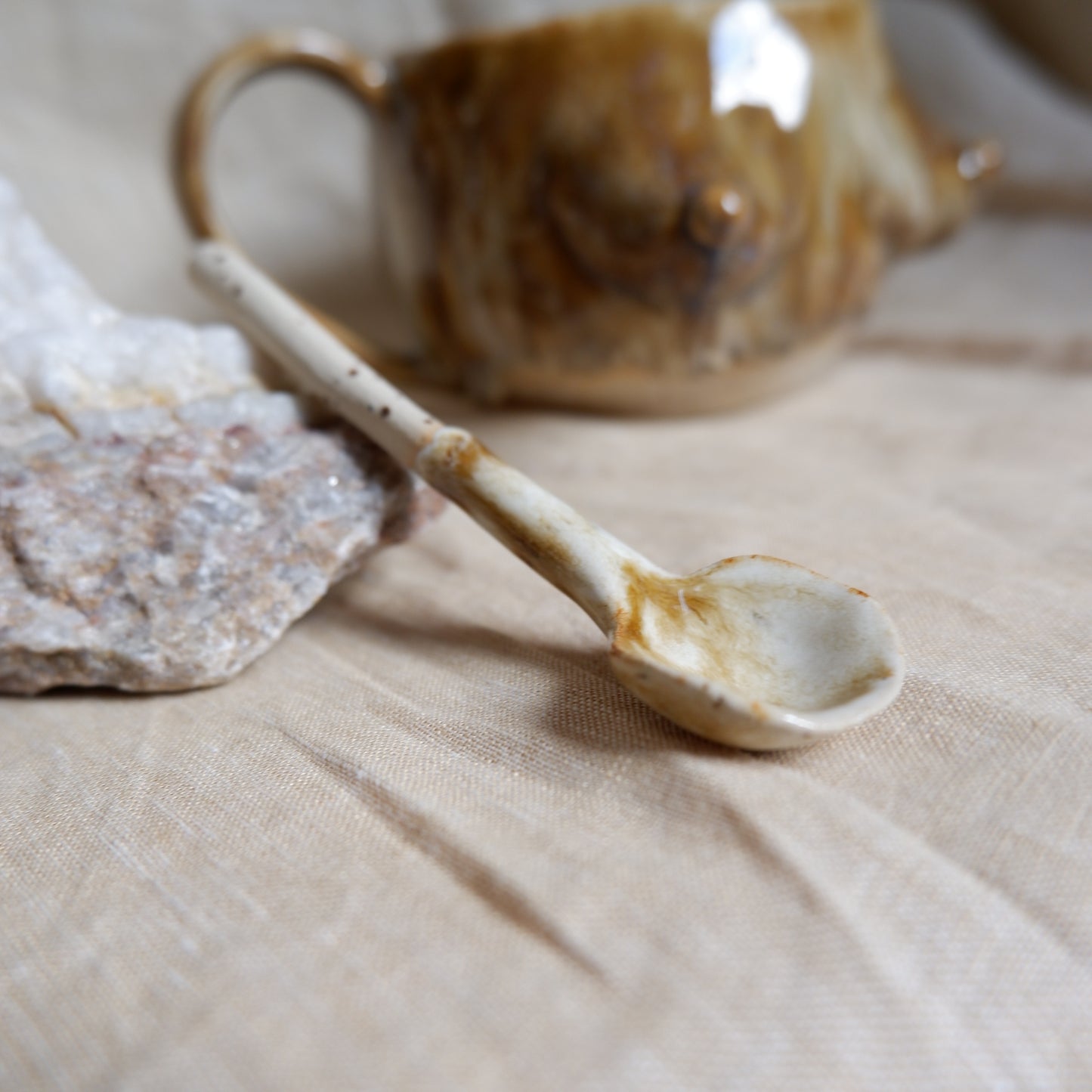 Oak Whisper Mug / feel more