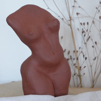 Feminine sculpture.