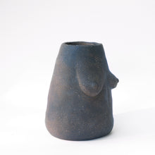 Load image into Gallery viewer, Black Sculptural Vase
