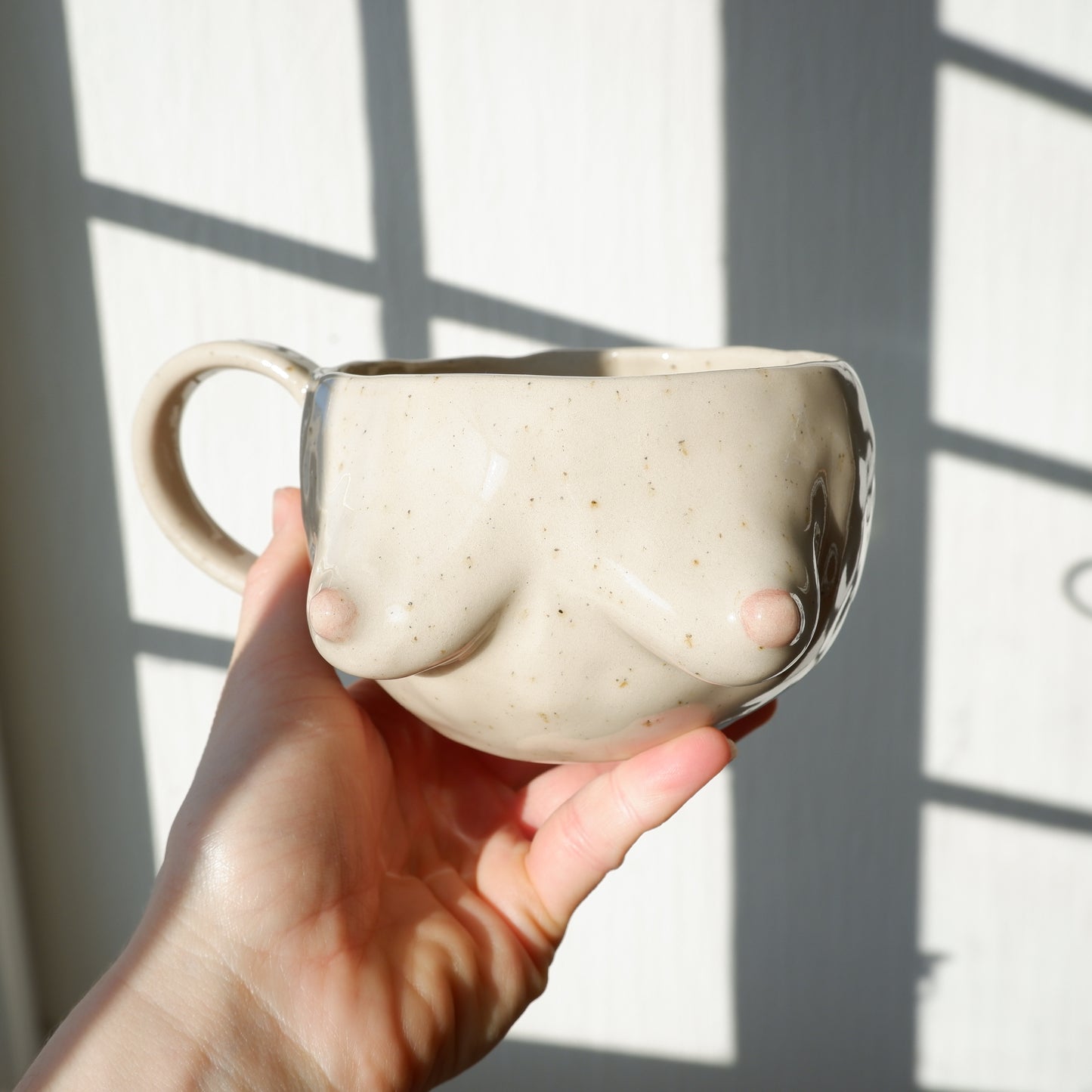 Big Beige Mug with rose details