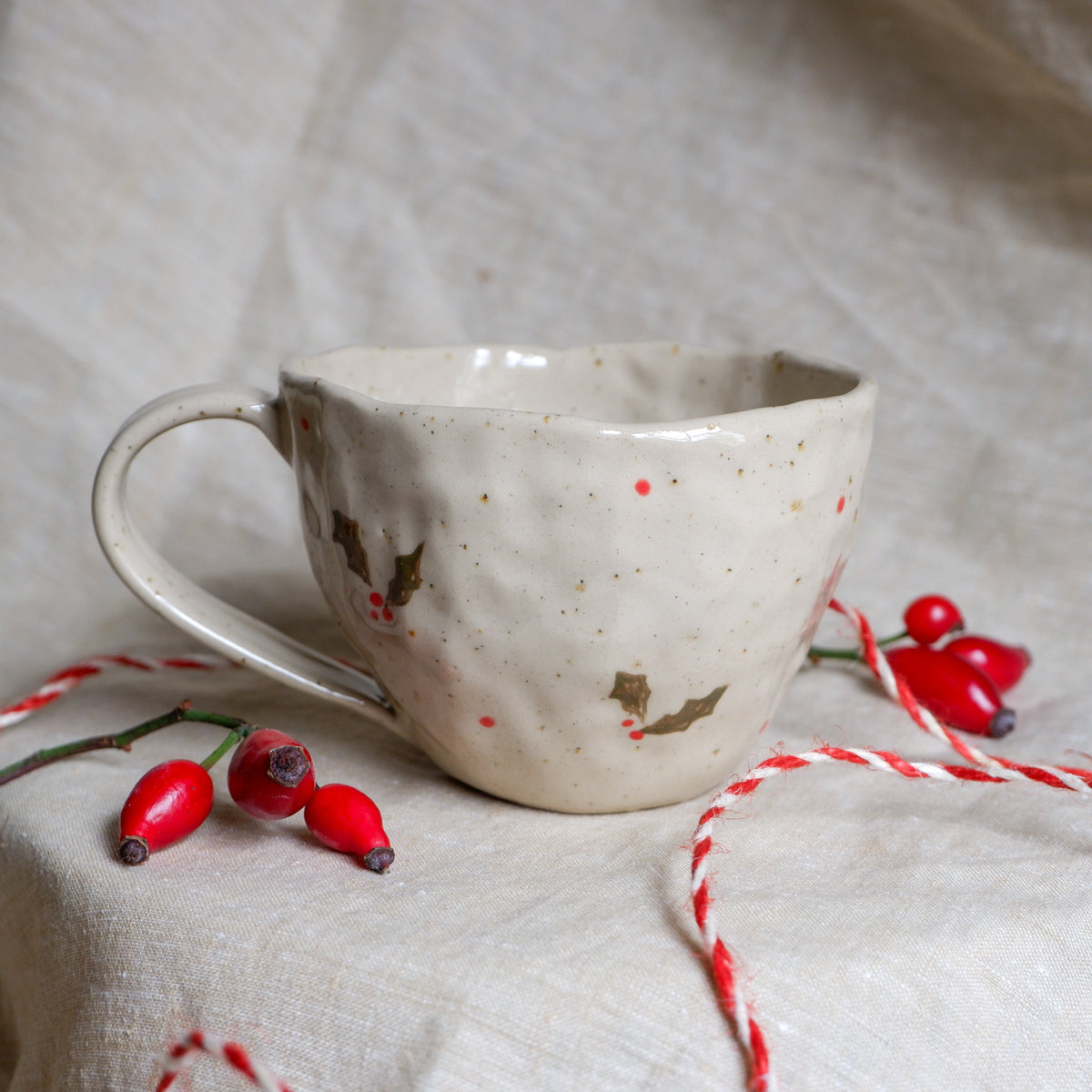 Festive holly Mug