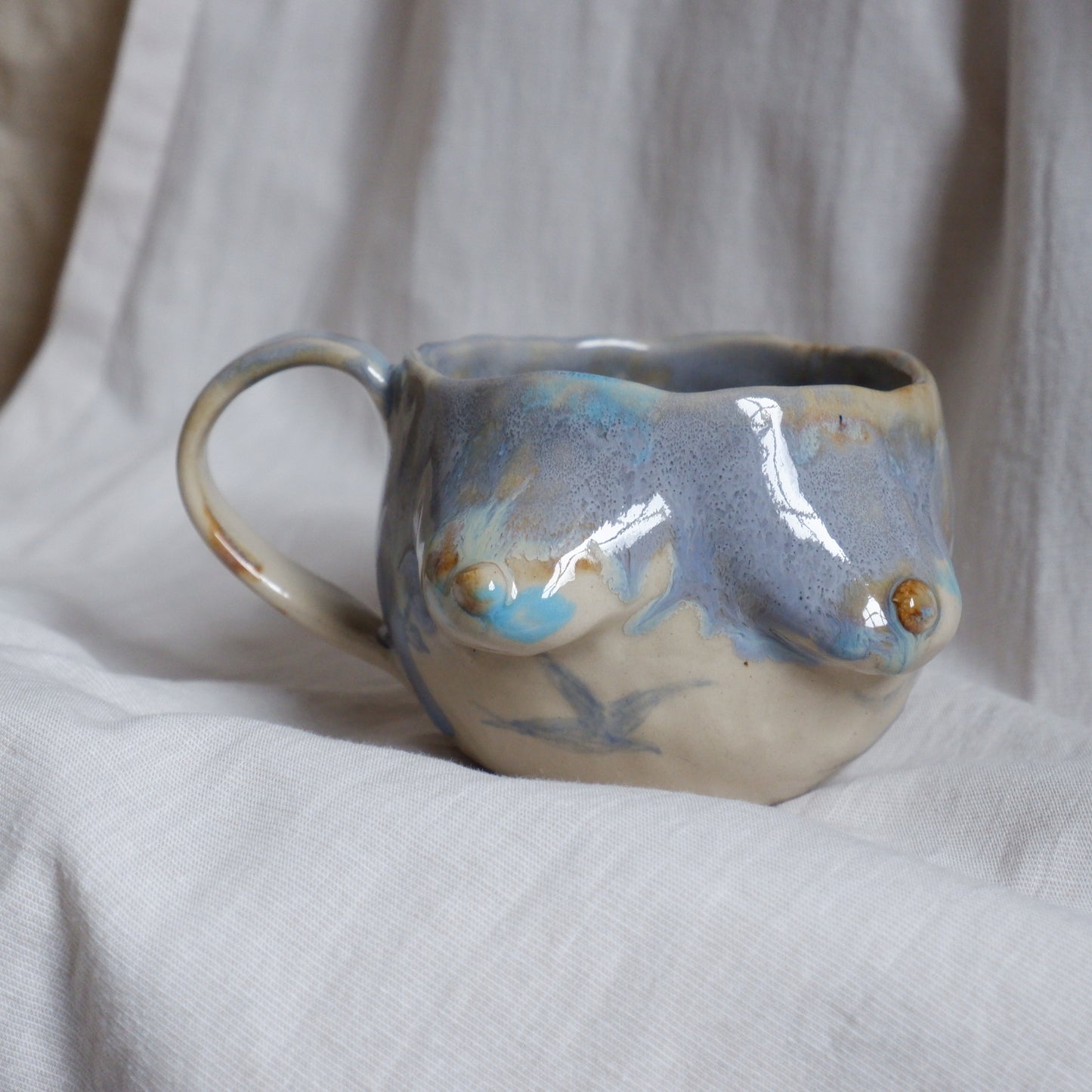 Birdwhisper Mug No9