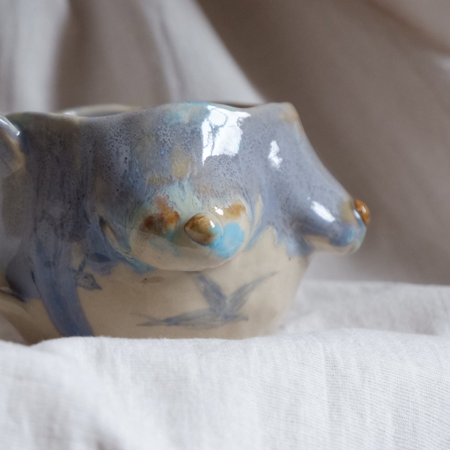 Birdwhisper Mug No9