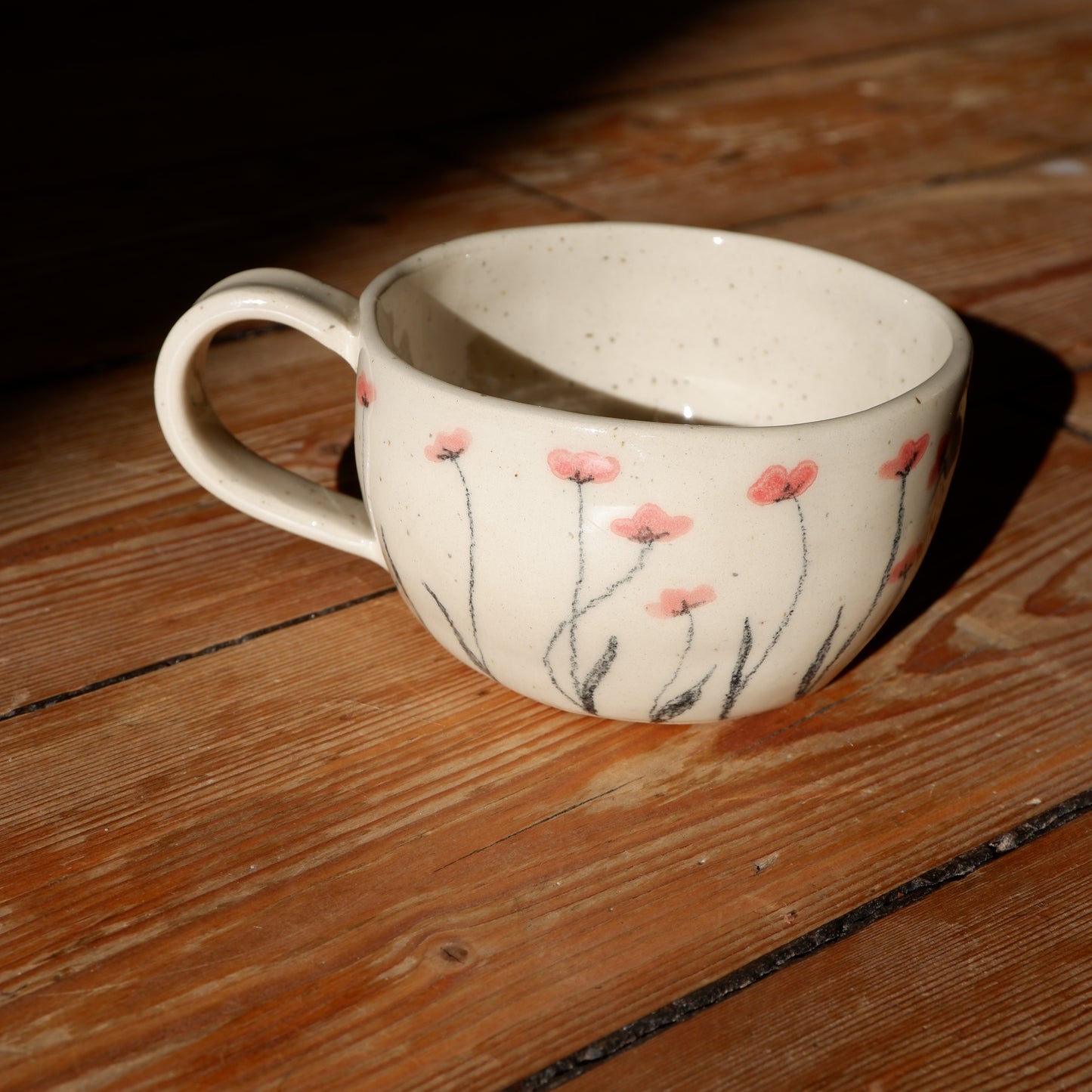 Beige mug with poppy flowers drawn by hand 🌼