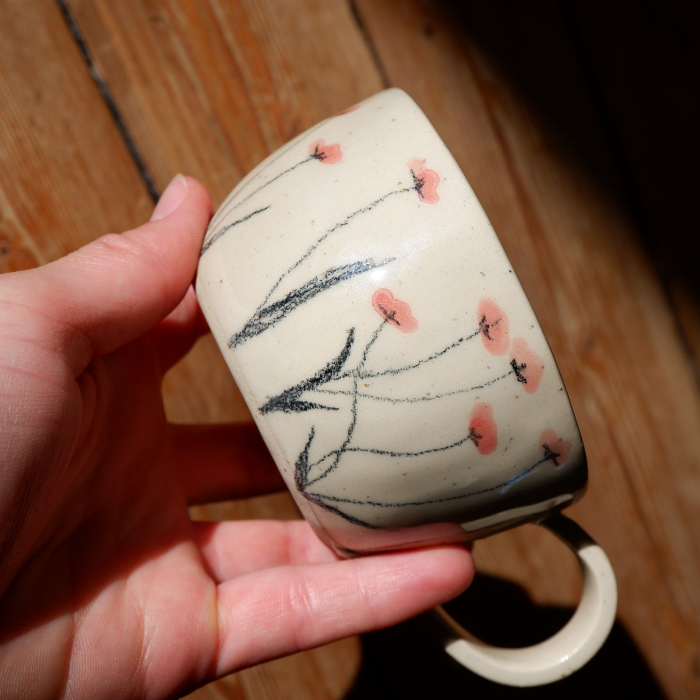 Beige mug with poppy flowers drawn by hand 🌼