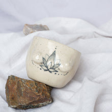 Load image into Gallery viewer, Weekend Ceramic Painting Workshop / October 8th / Sweden
