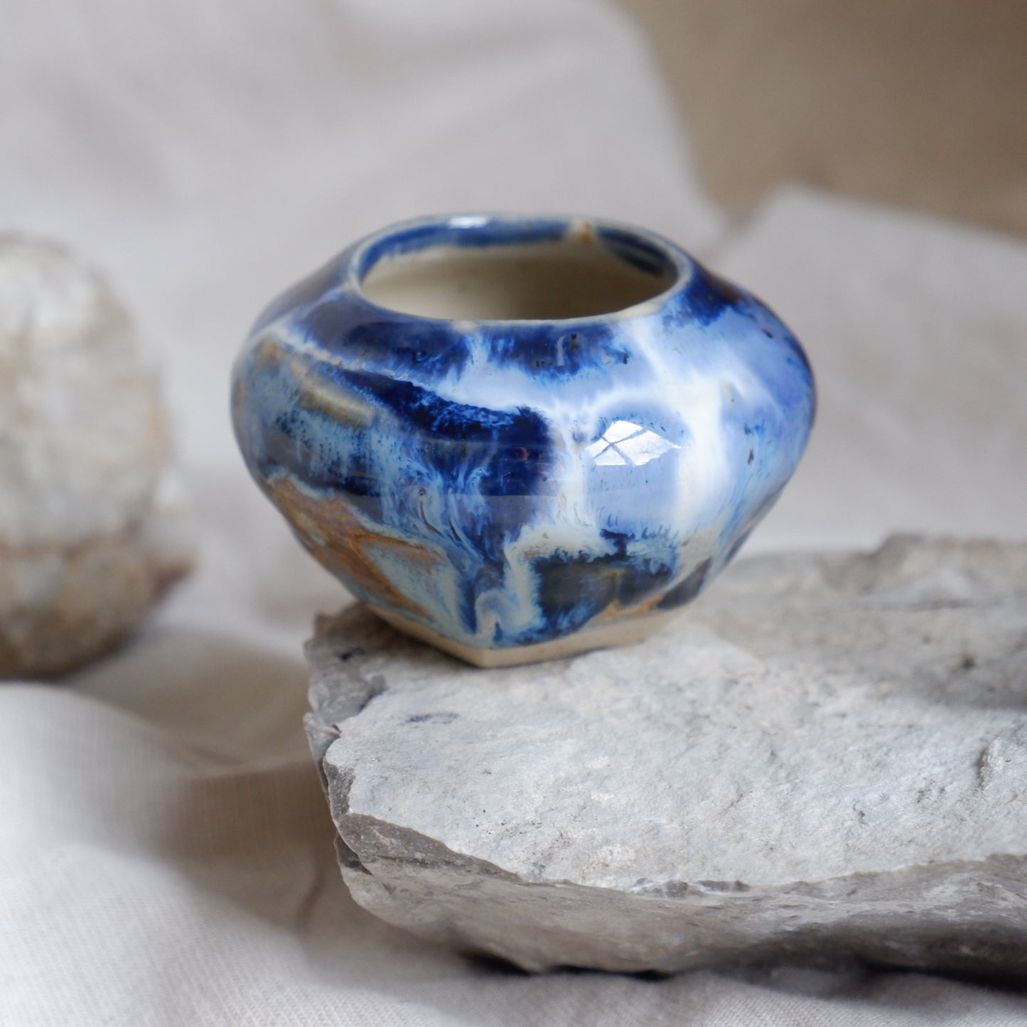 Tiny colorful vase no4