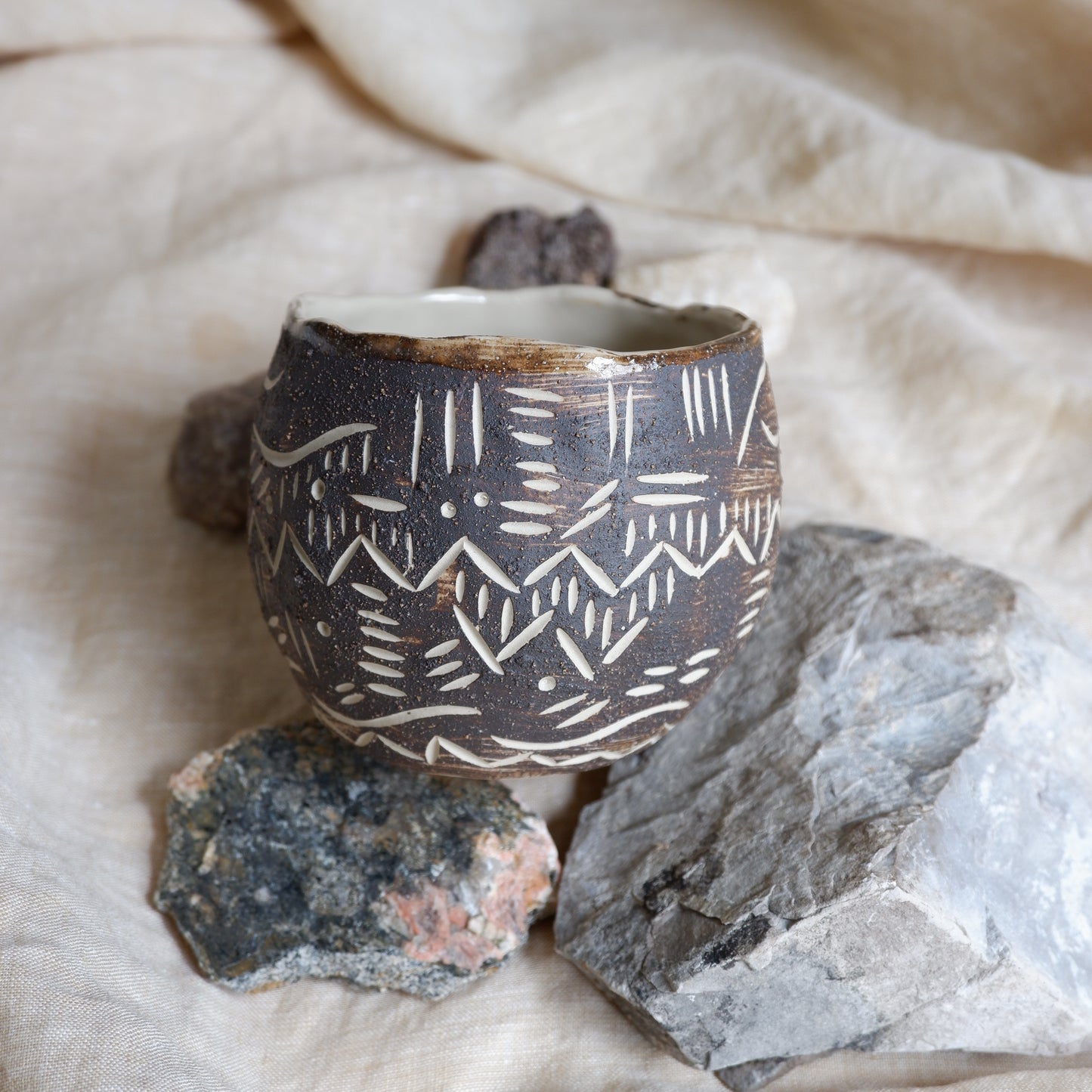 Rooted collection / Unearthed Mug no5 (380ml)