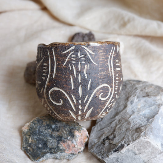 Rooted collection / Unearthed Mug no6 (380ml)