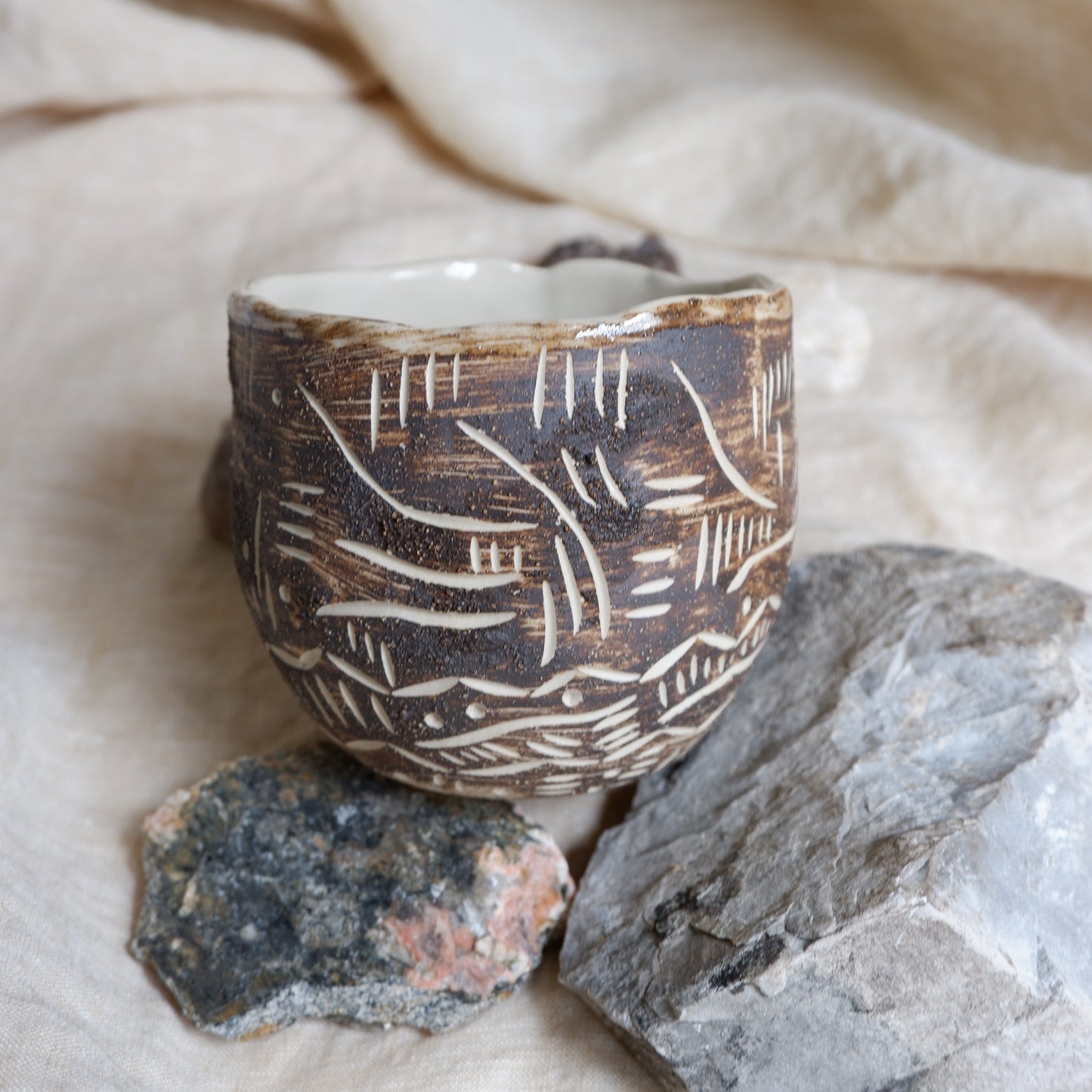 Rooted collection / Unearthed Mug no6 (380ml)