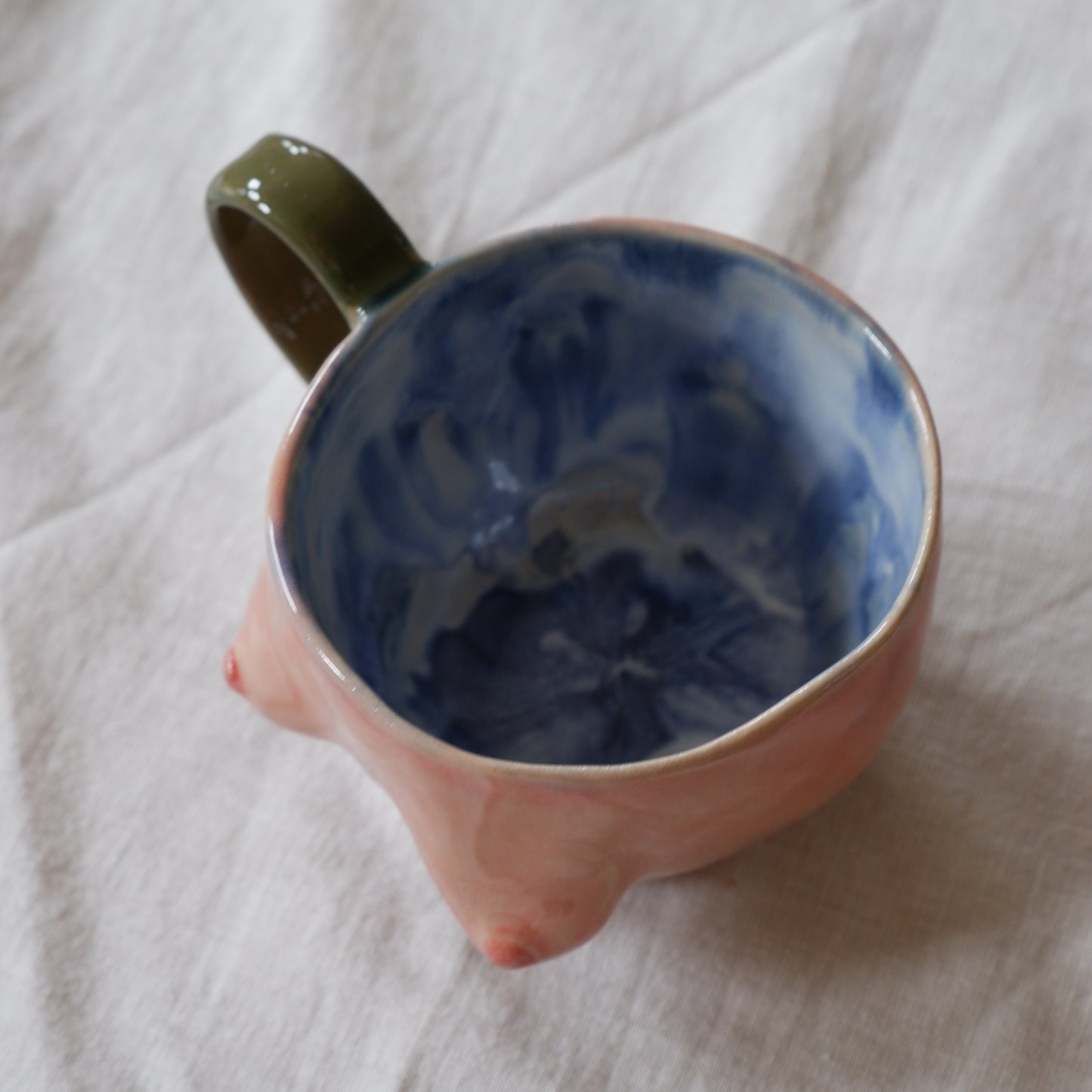 Retro Rosy Mug