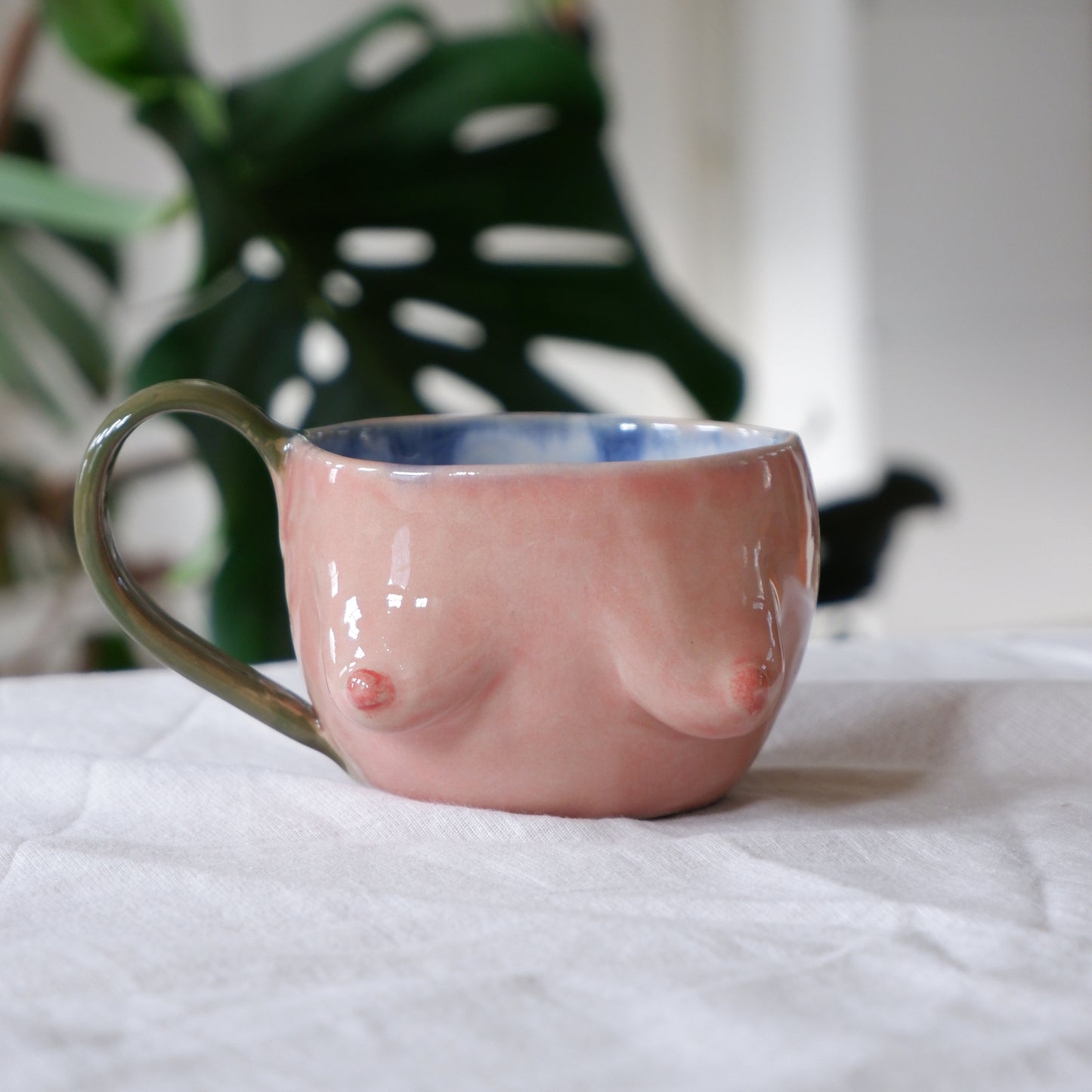 Retro Rosy Mug