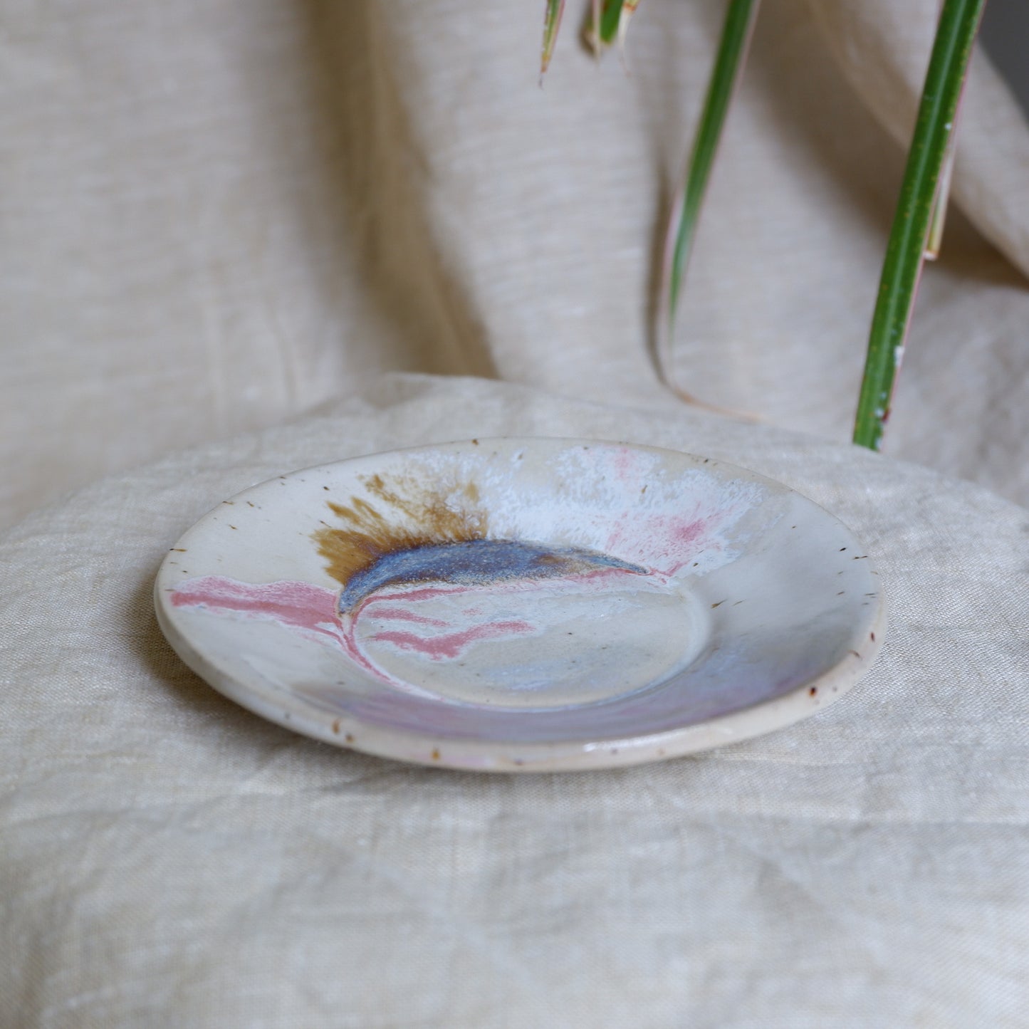 Colorful saucer no1