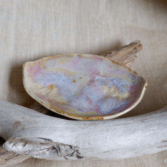 Ceramic dish no4