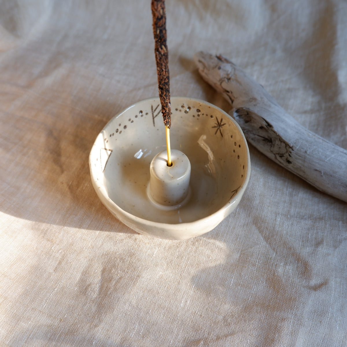 Incense stick bowl no5