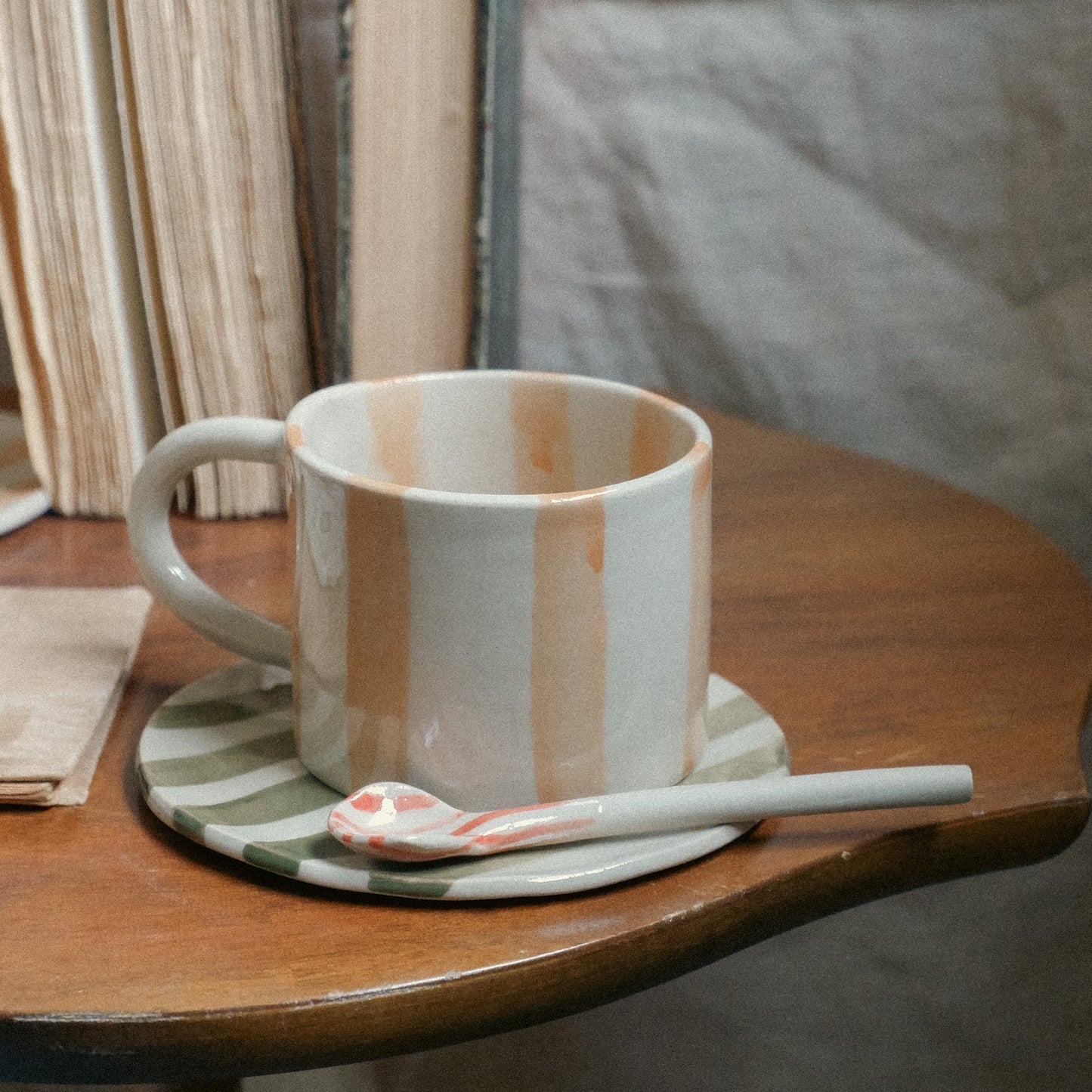 Vintage collection / saucer V