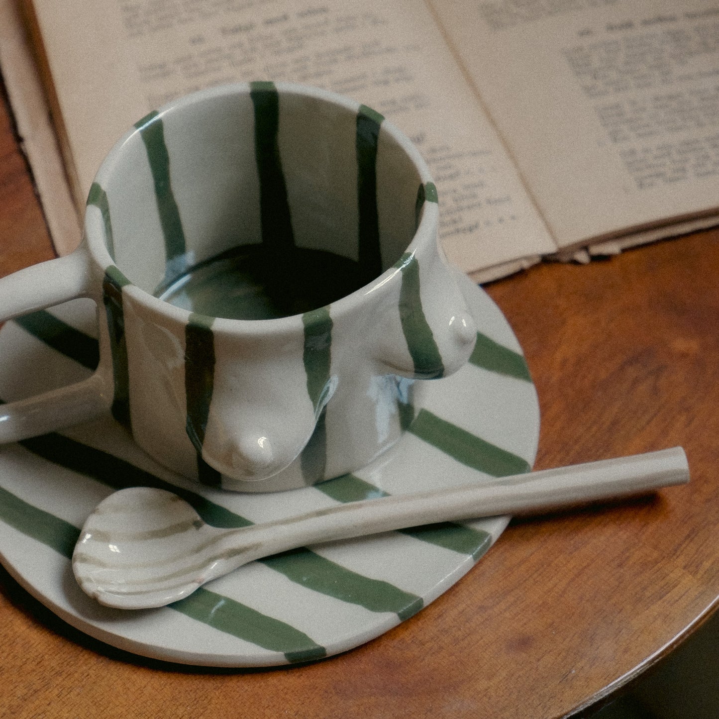 Vintage collection / saucer VII