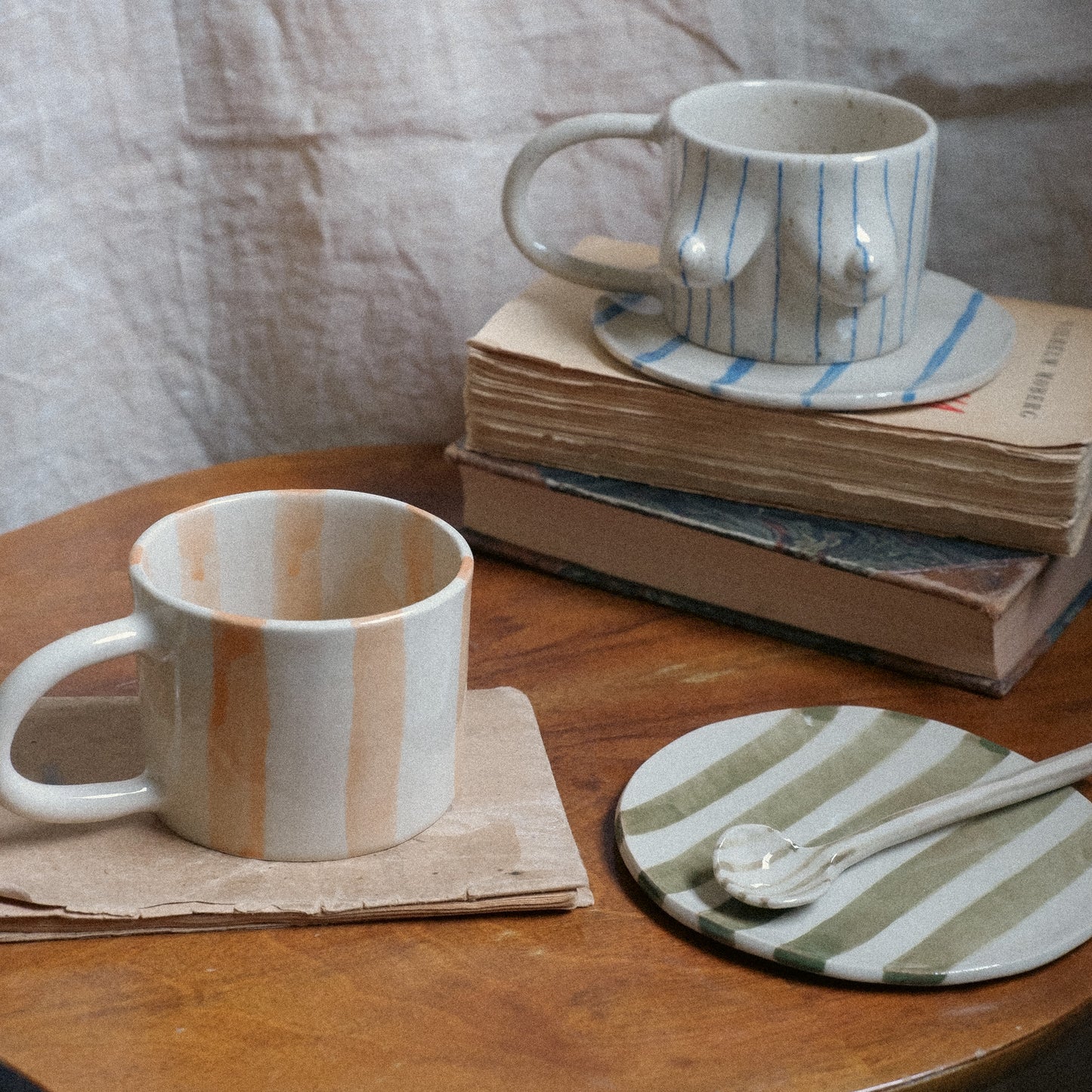 Vintage collection / saucer V