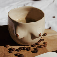 Load image into Gallery viewer, The Surprise Mug / Beige mug with brown details
