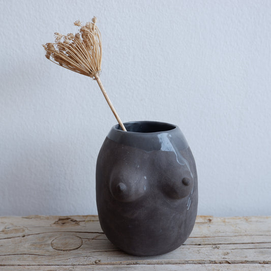 Sculptural vase Woman in black