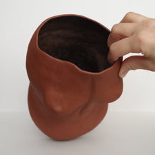 Load image into Gallery viewer, Brick red sculptural vase Woman
