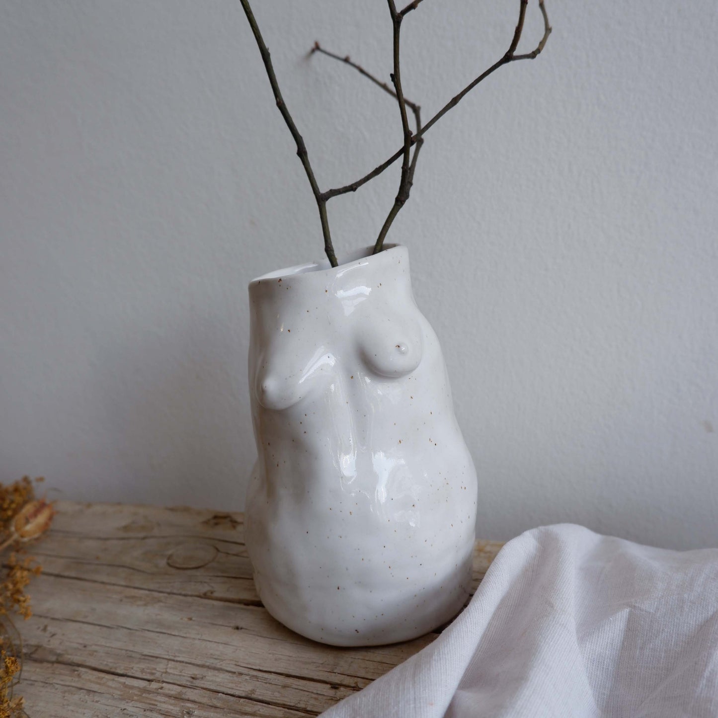 Sculptural vase Woman in white